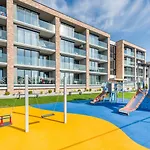 Apartament Zlota Perla Z Parkingiem 16 E Perlowa Przystan - Holiday City